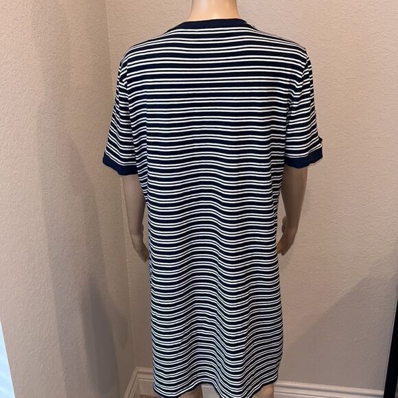 Tommy Hilfiger dress   - Picture 4 of 7